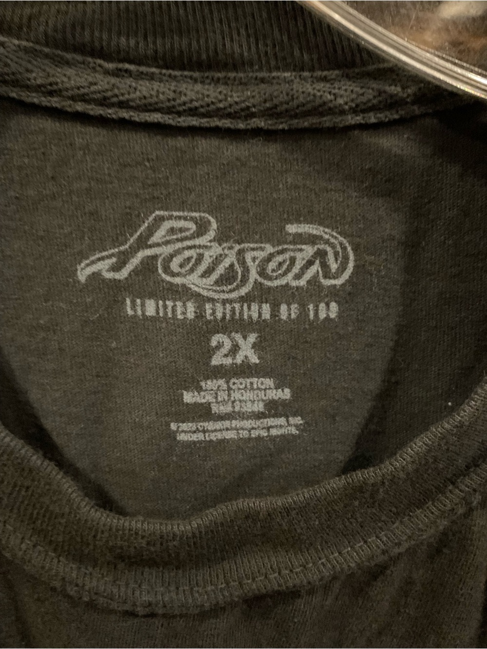 Poison "Look What The Cat Dragged In" Black Graphic Band Concert Tee 2X XXL - Picture 5 of 5